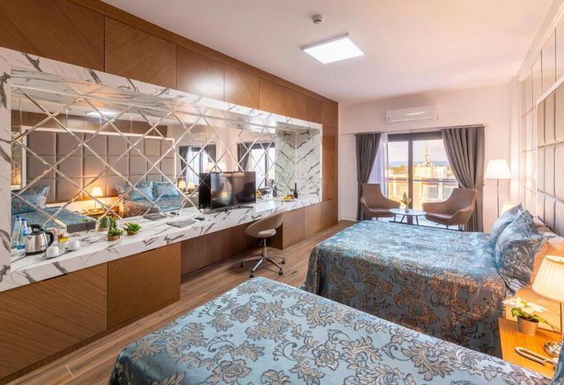 Номер Superior, Novel Centre Point