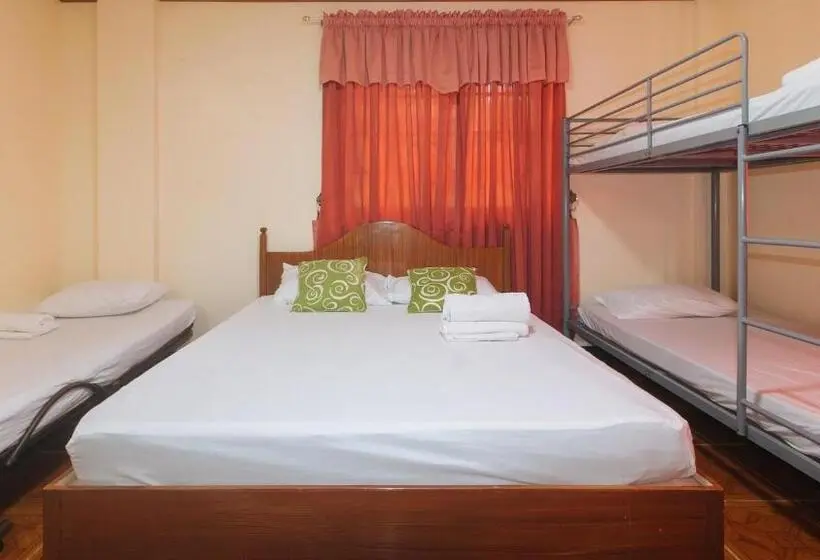Perhehuone, Lauriens Hotel Tagaytay