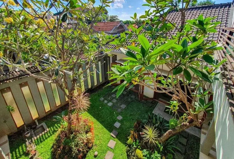 スタンダードルーム, Rumah Eyang Tardjo Syariah Mitra Reddoorz