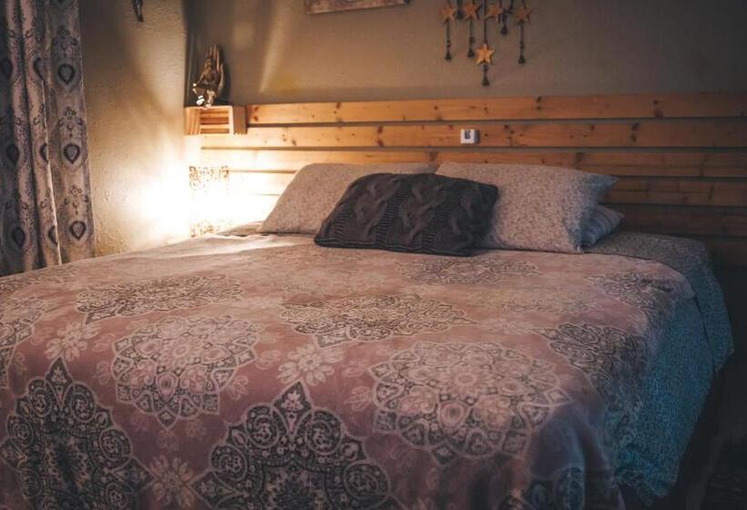 Apartamento 2 Dormitórios, Hollywood Light Haven Lodge