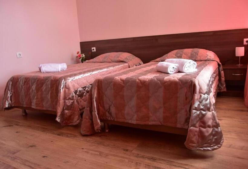 חדר סטנדרט, Green Hill