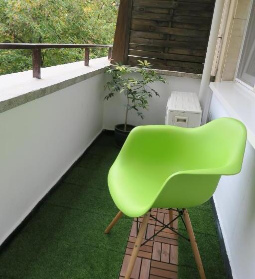 דירת חדר עם טרסה, Green Hill