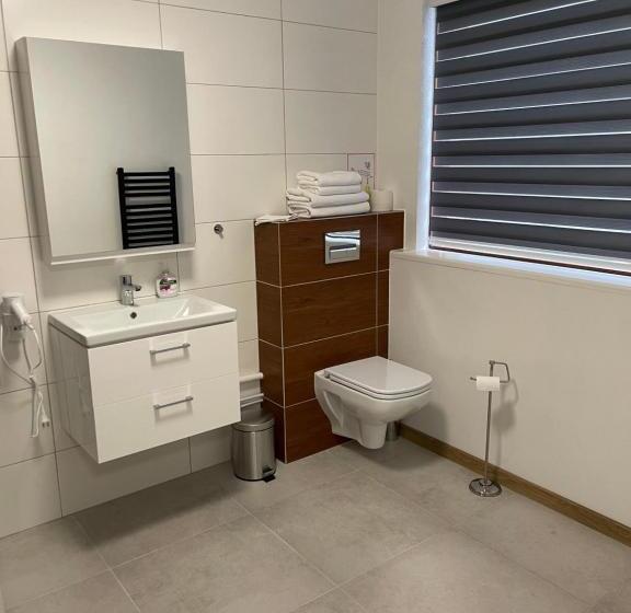 اتاق استاندارد با چشم‌انداز کوهستان, Helgrindur Guesthouse