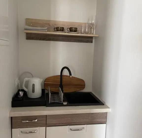 اتاق استاندارد یک نفره, Helgrindur Guesthouse