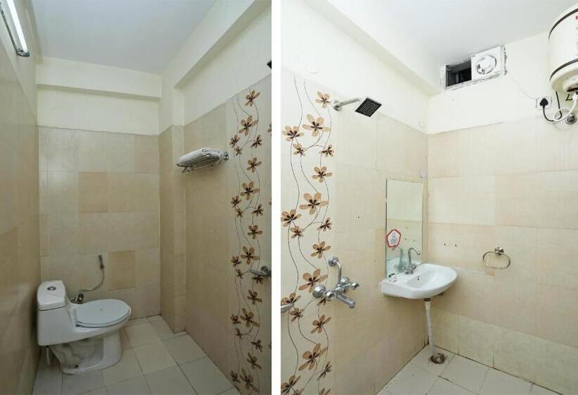 Üç Kişilik Klasik oda, Flagship Hotel Neel Ganga