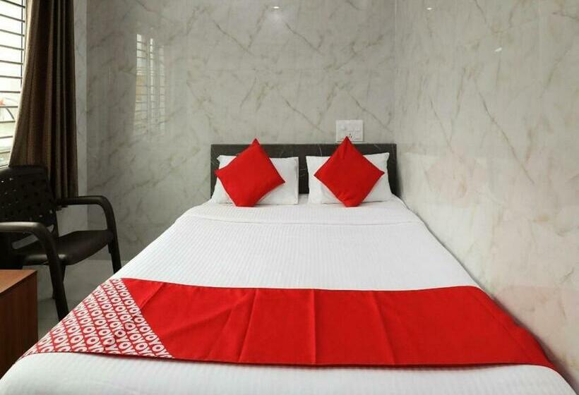غرفة ديلوكس, Guru Comforts Belur