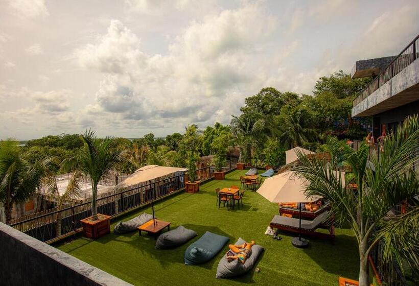 デラックススイート, Che Bacalar Hostel & Bar Adults Only