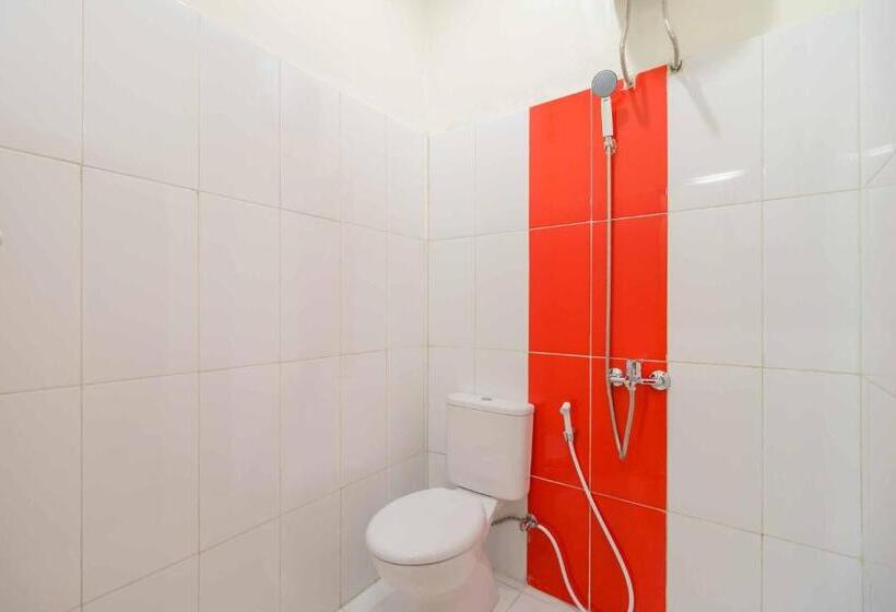 Номер Стандарт, Reddoorz Plus @ Setiabudi Medan 4