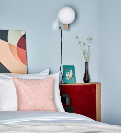 Standard-studio, Schwan Locke