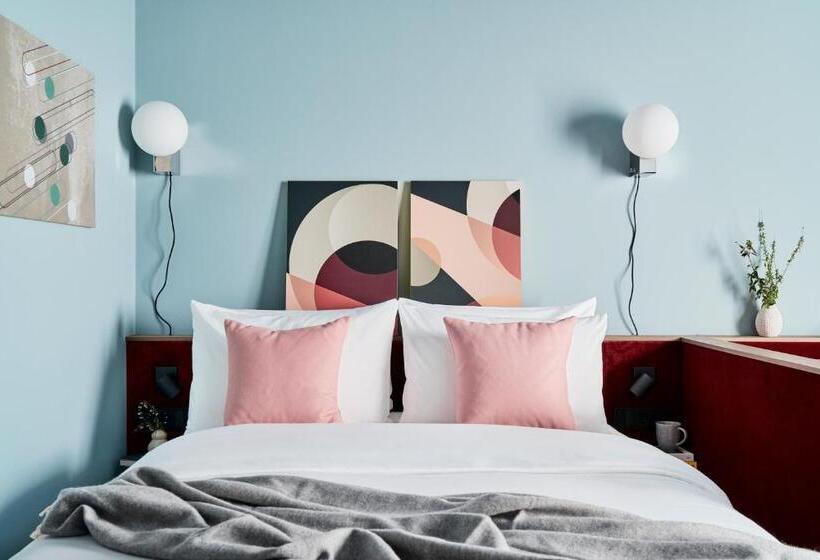 Standard-studio, Schwan Locke