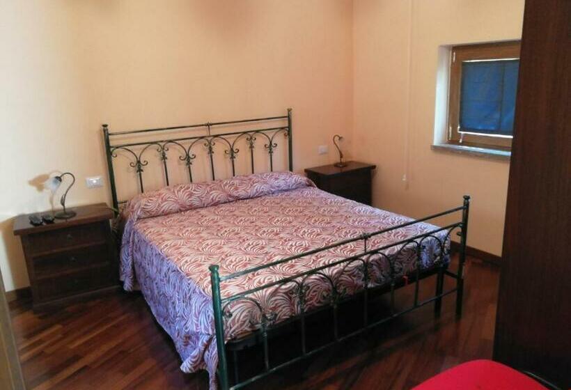 Quarto Triplo Estandar, Agriturismo Tre Elle