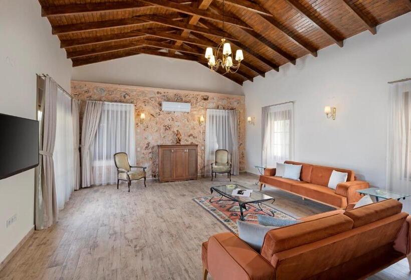 سوییت لوکس, Kairos