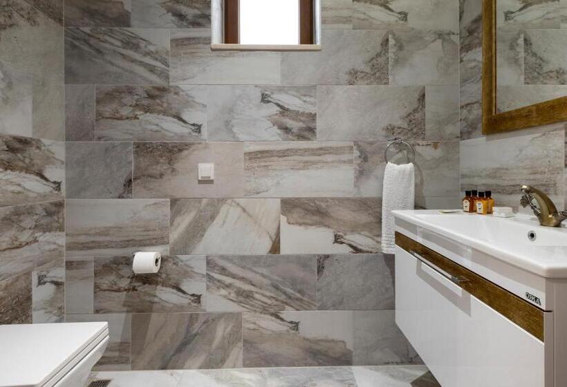 سوییت لوکس, Kairos