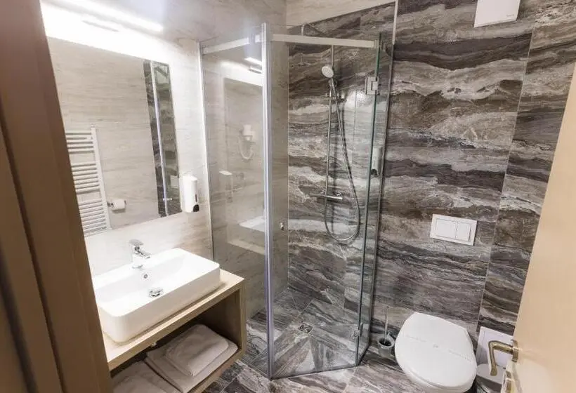 マウンテンビュースタンダードルーム, Nedei Hotel&spa Transalpina