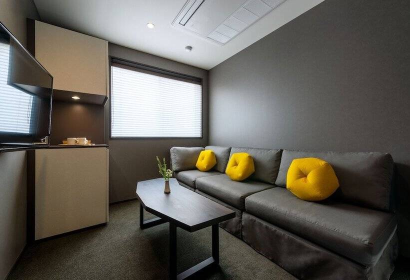 חדר דלוקס לארבעה, The Machiya Hotel Takayama