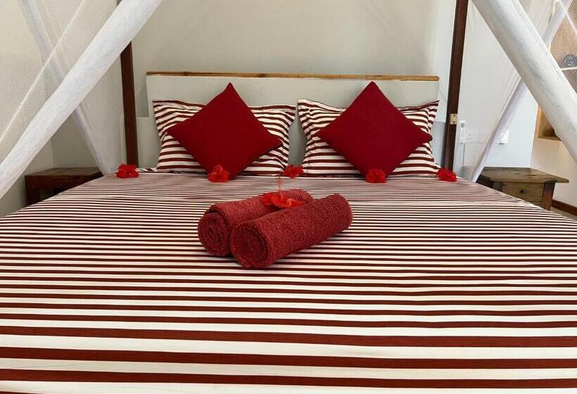 스탠다드 룸 바다 전망, Chikachika Beach B&b
