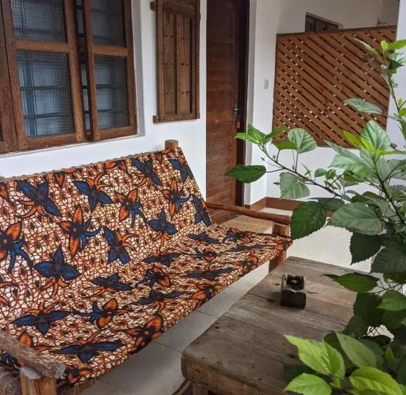 اتاق استاندارد با چشمانداز باغ, Chikachika Beach B&b
