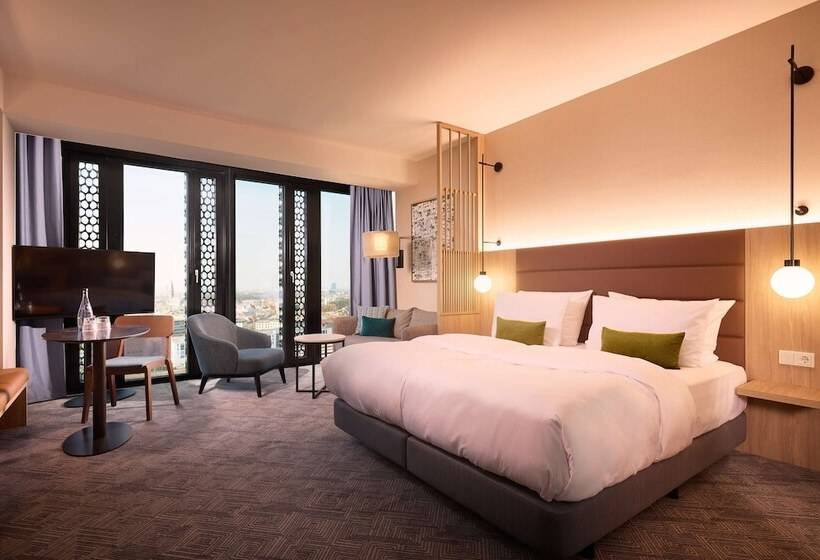 Студия Премиум, Adina Apartment Hotel Munich