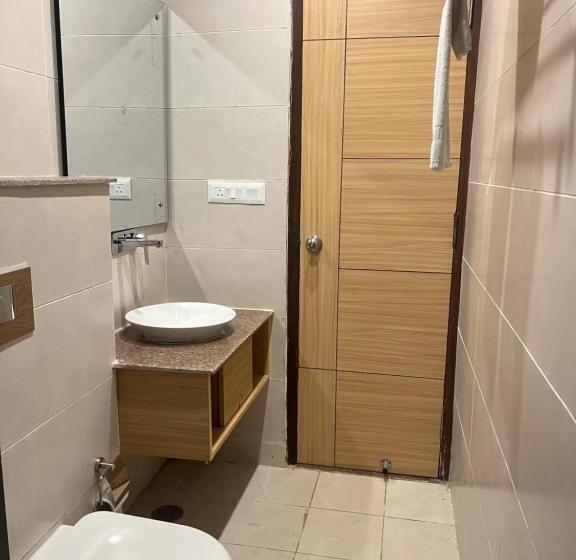 デラックスルーム, Aqua Vibes