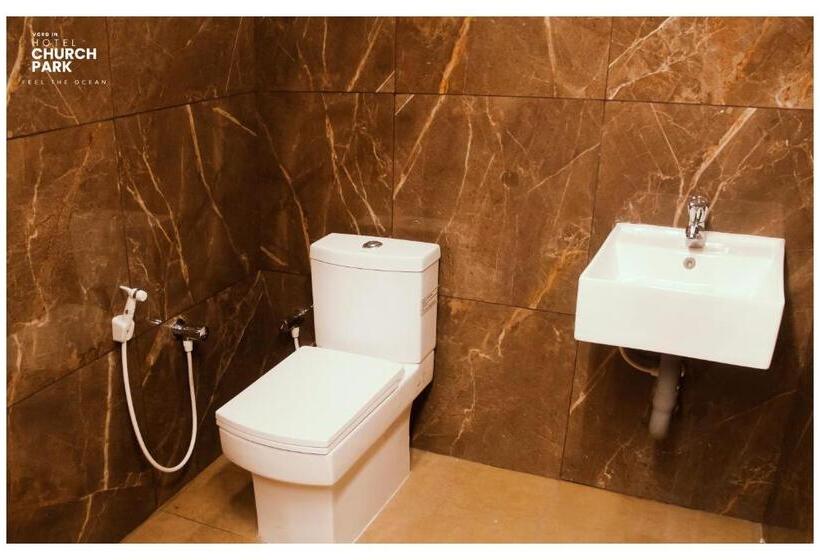 חדר דלוקס נוף לים, Church Park