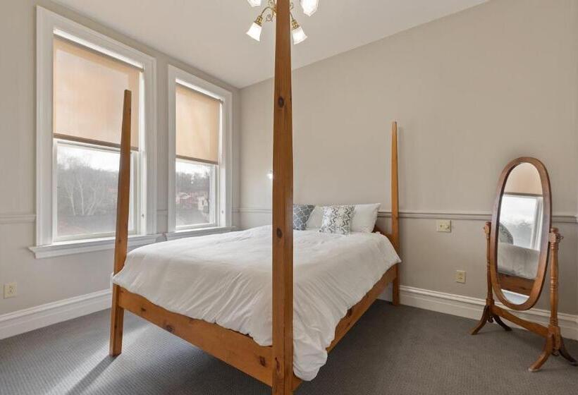 Люкс Повышенной Комфортности, The Audubon Inn Llc