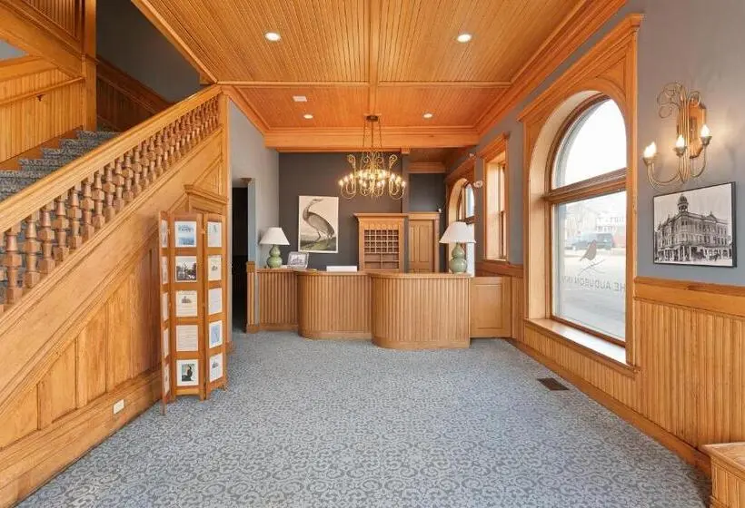 スーペリアースイート, The Audubon Inn Llc