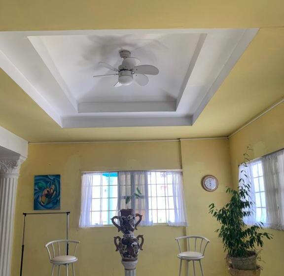 스탠다드 룸, Hostal Familiar Villa Nome