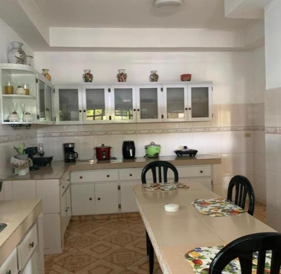 غرفة قياسية, Hostal Familiar Villa Nome