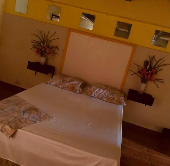 غرفة قياسية ثلاثية, Hostal Familiar Villa Nome