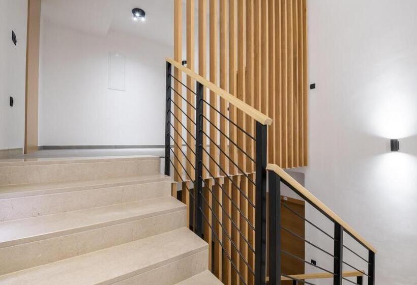 اتاق استاندارد با بالکن و چشم‌انداز دریا, Villa Catalpa