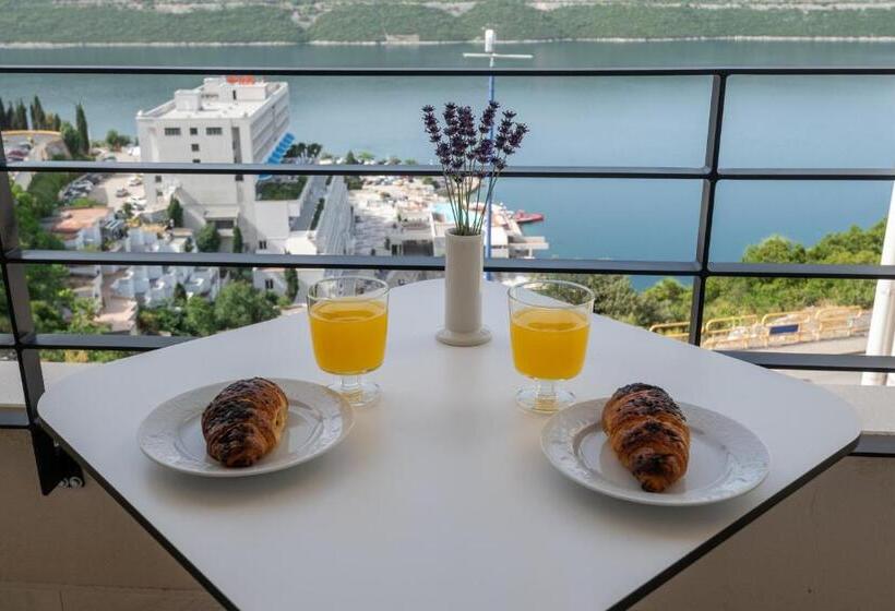 Triple Room Sea View, Villa Catalpa