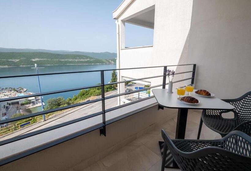 Triple Room Sea View, Villa Catalpa