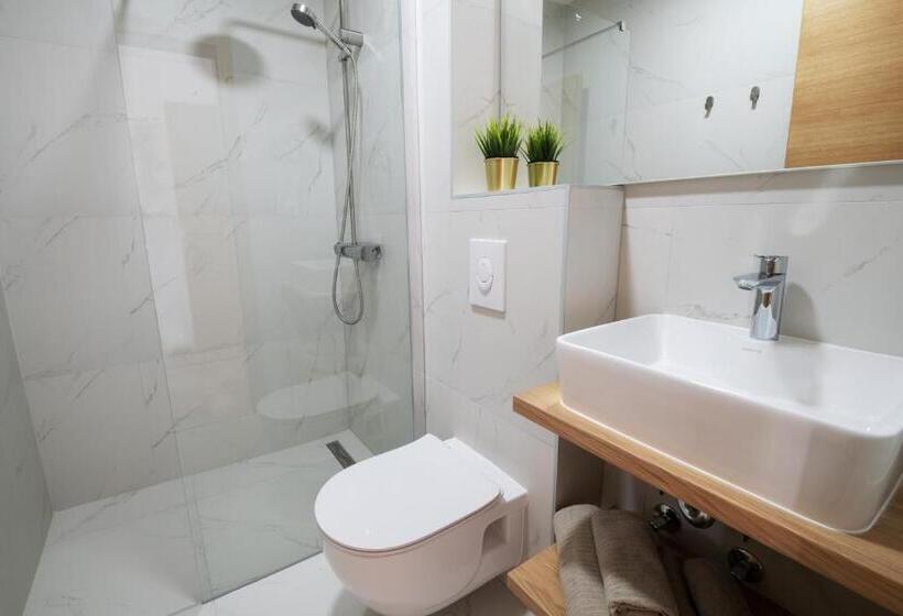 اتاق استاندارد با بالکن, Villa Catalpa