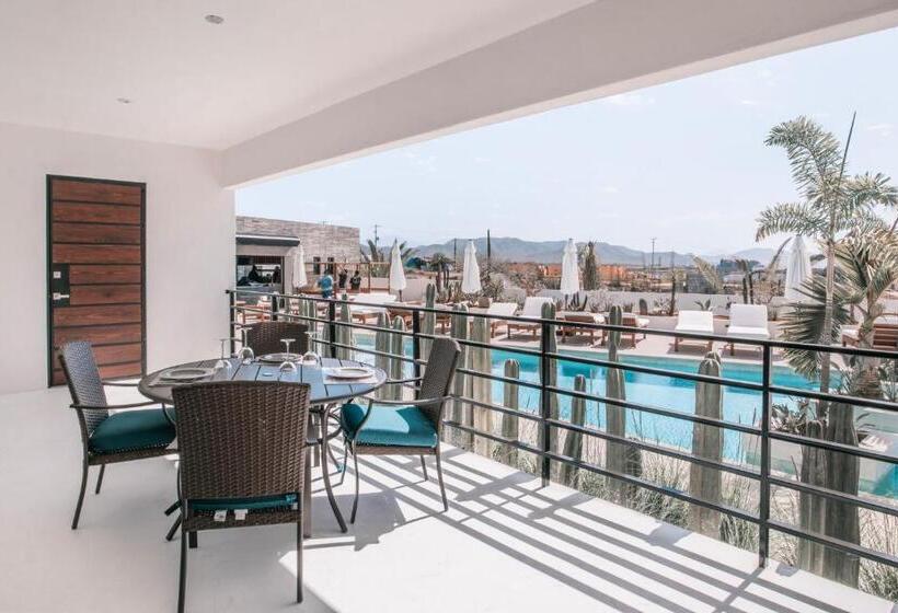 דירת חדר נוף לבריכה, Cerritos Surf Residences