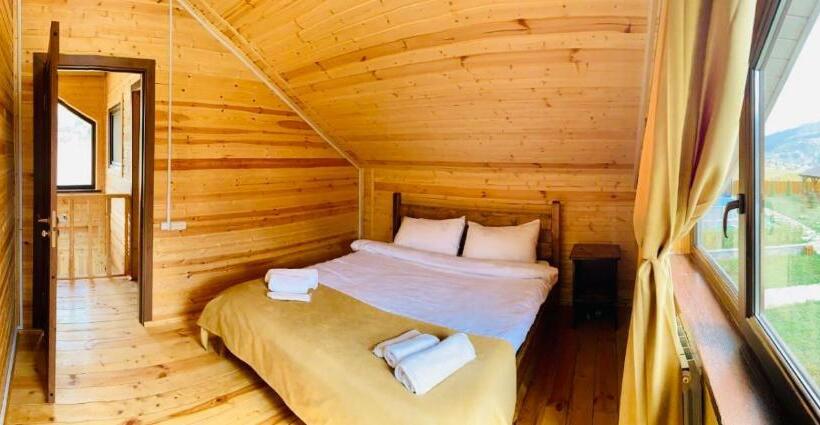 带2个卧室的别墅, Cottage Chalet And Tours