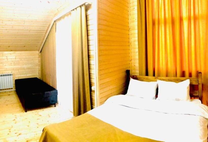 标准三人间, Cottage Chalet And Tours