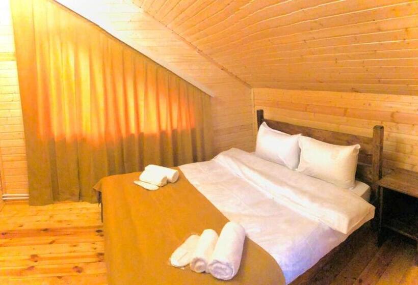 带2个卧室的别墅, Cottage Chalet And Tours