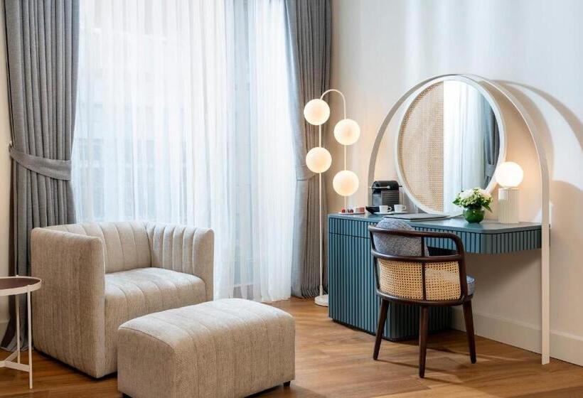 Suite with Hot Tub, Ecole St. Pierre