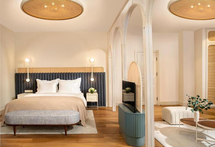 Suite with Hot Tub, Ecole St. Pierre