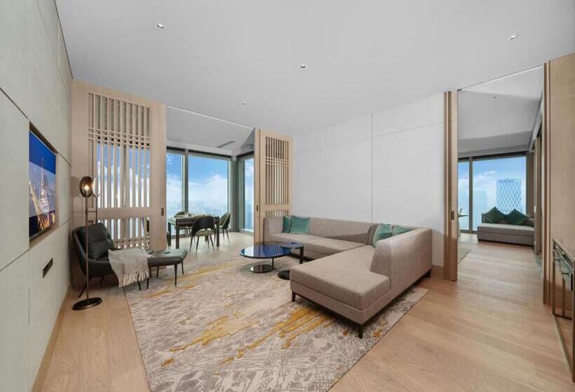 سوییت اجرایی, Grand Bay Hotel Chengdu