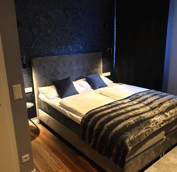 Номер Deluxe, Kornblume