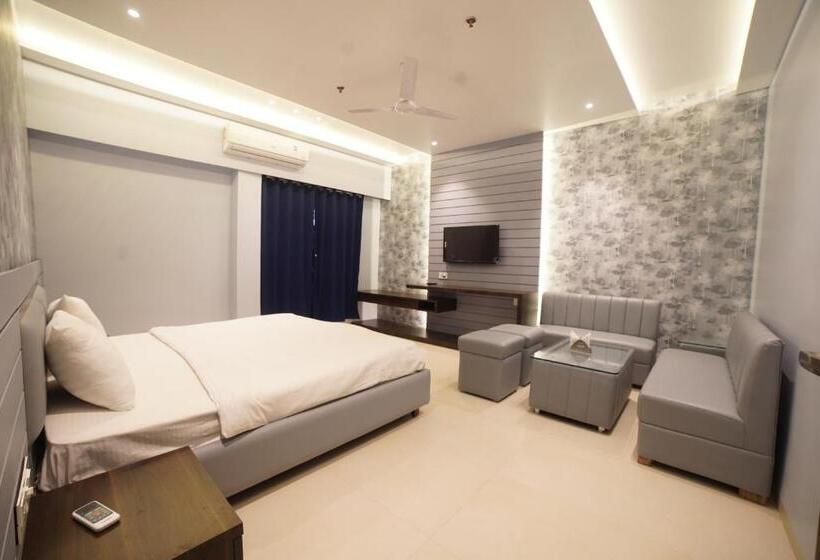 Королевский Люкс, Mayur