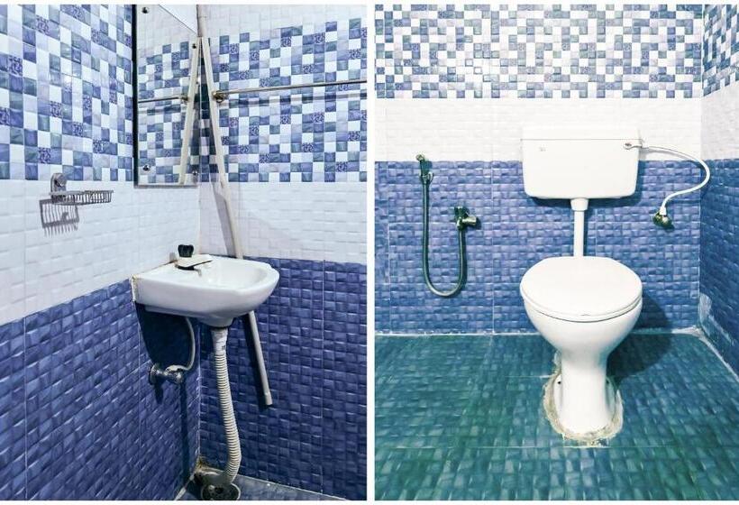 חדר קומפורט לשלושה, Sri Krishna Eden