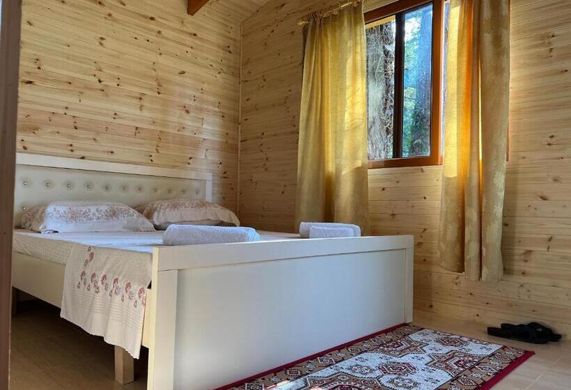 آپارتمان 2 خوابه, Bujtina Uji I Panjes, Log Cabins