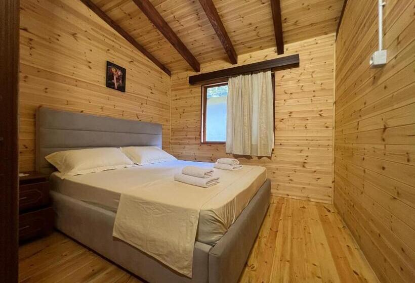 آپارتمان 1 خوابه, Bujtina Uji I Panjes, Log Cabins