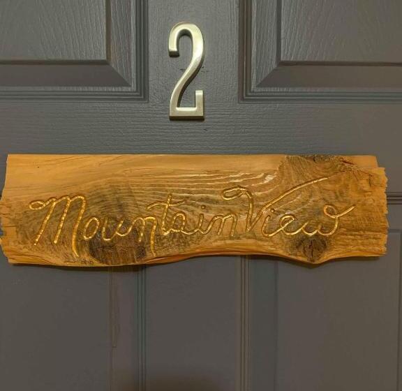 스탠다드 룸 킹사이즈 침대, Brook Road Inn