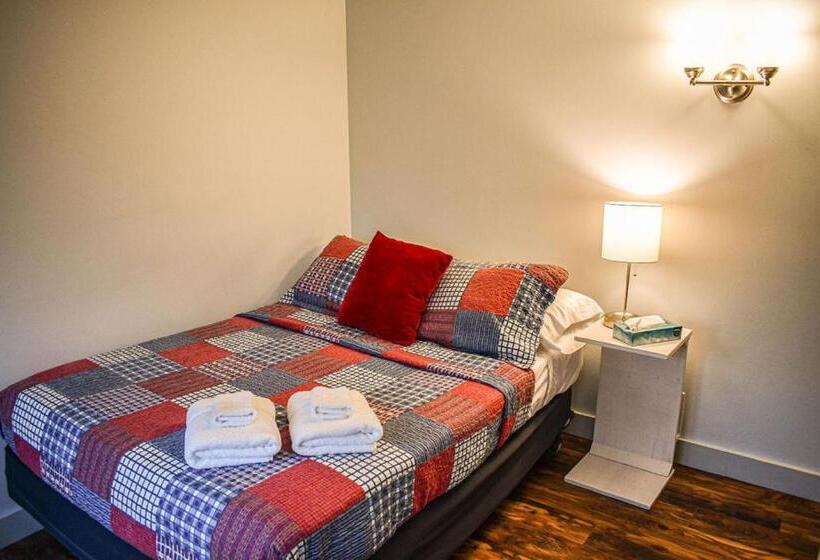 디럭스 룸, Brook Road Inn