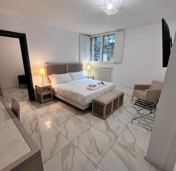 سوئیت جونیور خانوادگی, Grand Central Room