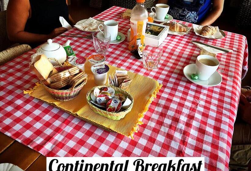 1 Sovrums Lägenhet med Balkong, L Oleandro