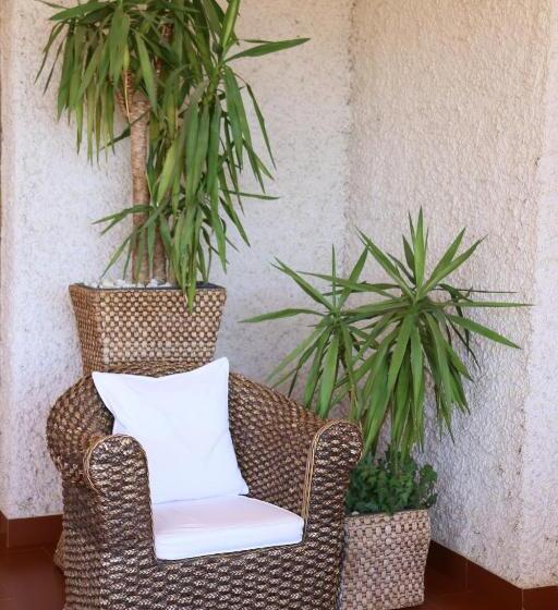 1 Sovrums Lägenhet med Balkong, L Oleandro